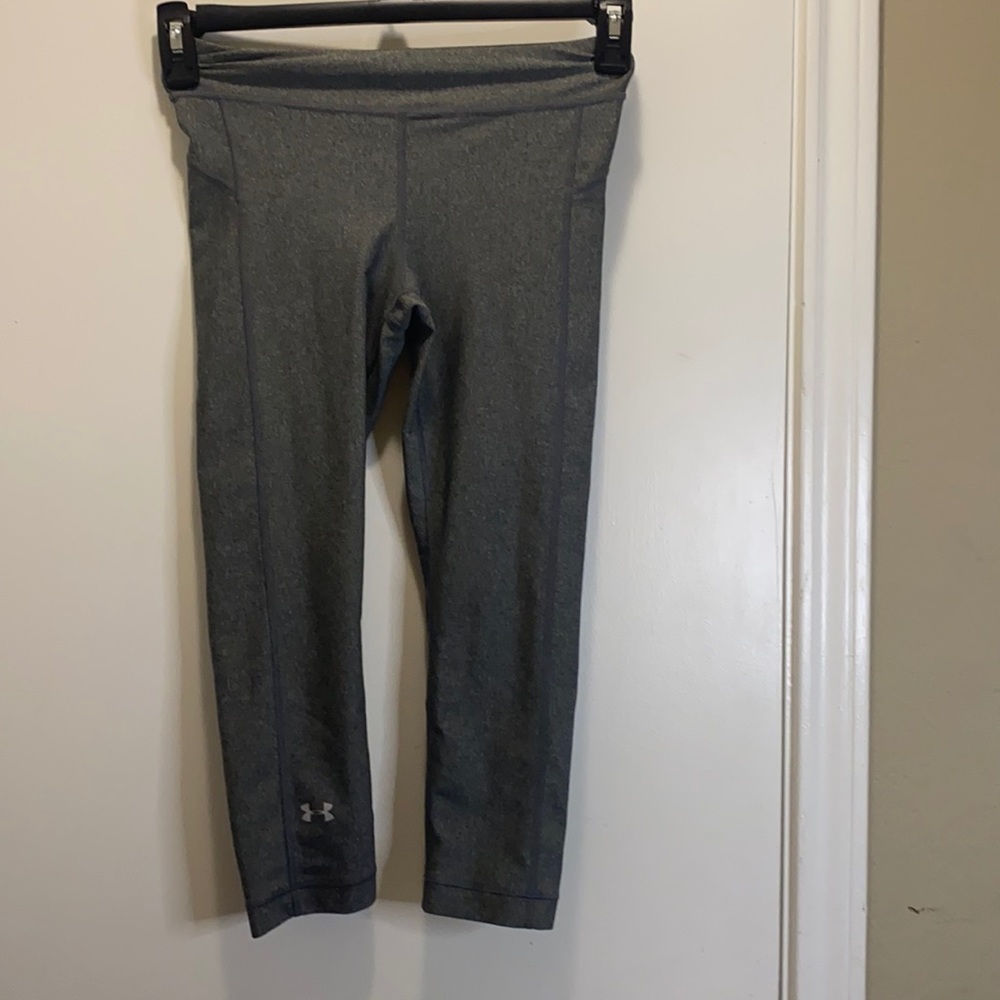 Under armor active Capri leggings